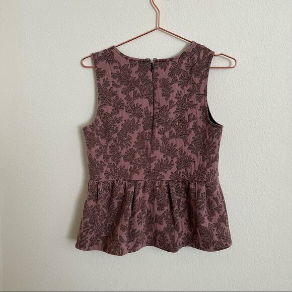 Ann Taylor pink gold metallic floral jacquard sleeveless peplum tank top - Picture 3 of 5